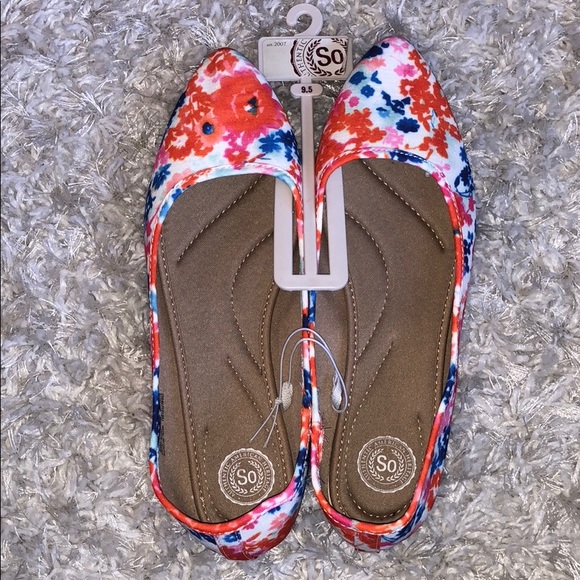 NWT Bright Floral Spring Flats by SO